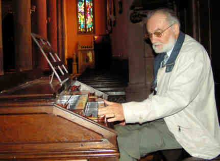 Roland SCHEUR, organiste, chef de choeur