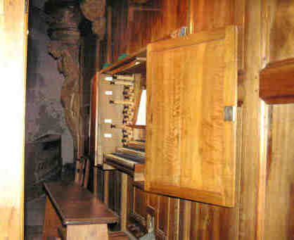 Cathdrale st Pierre d'Annecy : alcve de l'organiste