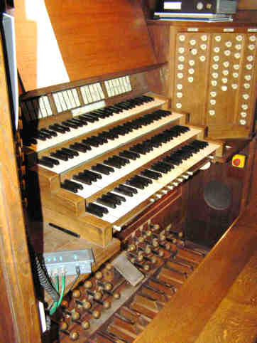 Console orgue cathdrale Reims