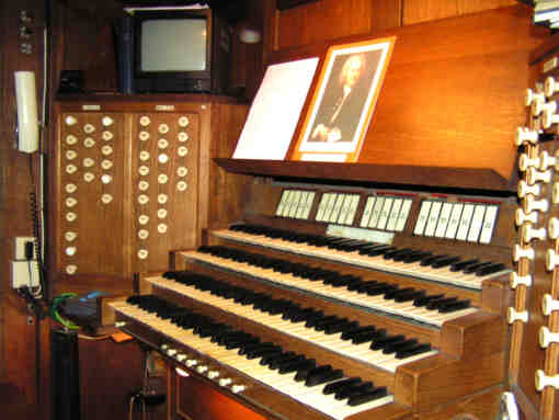 Console orgue cathdrale Reims